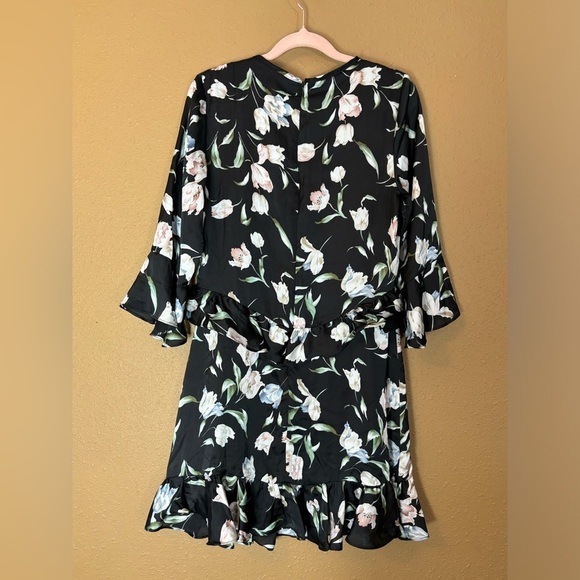 Avec Les Filles Floral Dress - Picture 4 of 10